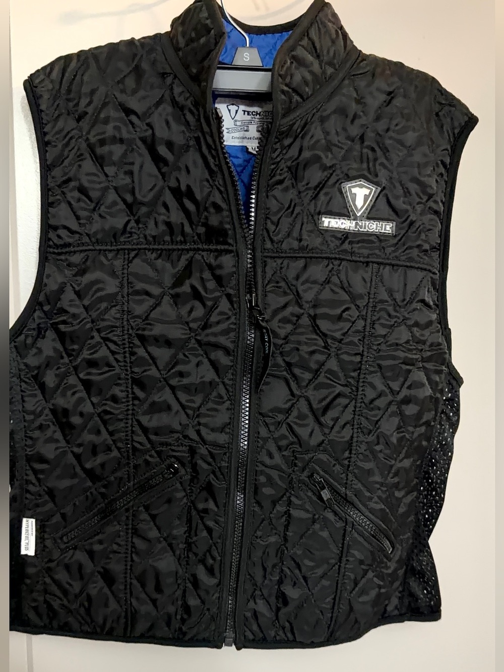 Women's Black Quilted Vest - Lightweight Insulated Layer- runs small
